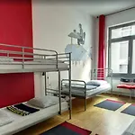 Heart Of Gold & Capsules Hostel