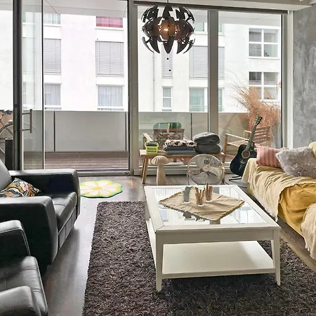 Heart Of Gold & Capsules Vandrarhem Berlin