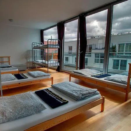Heart Of Gold & Capsules * Berlin