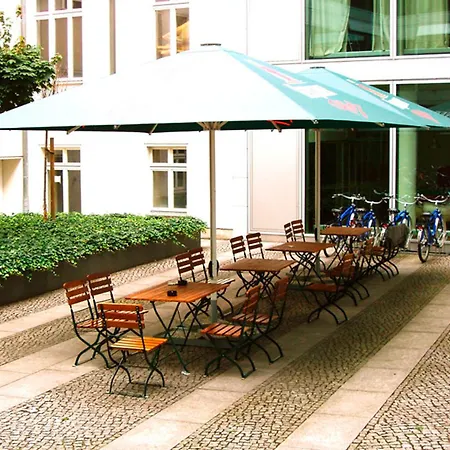 Heart Of Gold & Capsules * Berlín