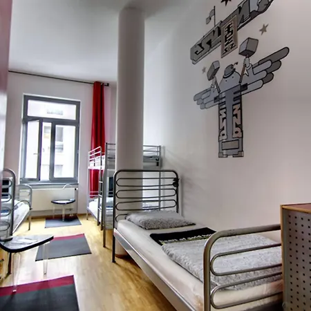 Heart Of Gold & Capsules Hostal Berlín