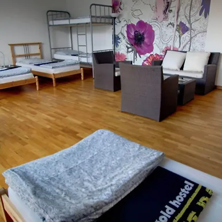 Hostal Heart Of Gold & Capsules *