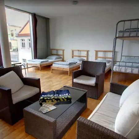 Heart Of Gold & Capsules Hostal *