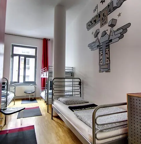 Heart Of Gold & Capsules Hostal