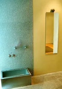 Heart Of Gold & Capsules Hostal